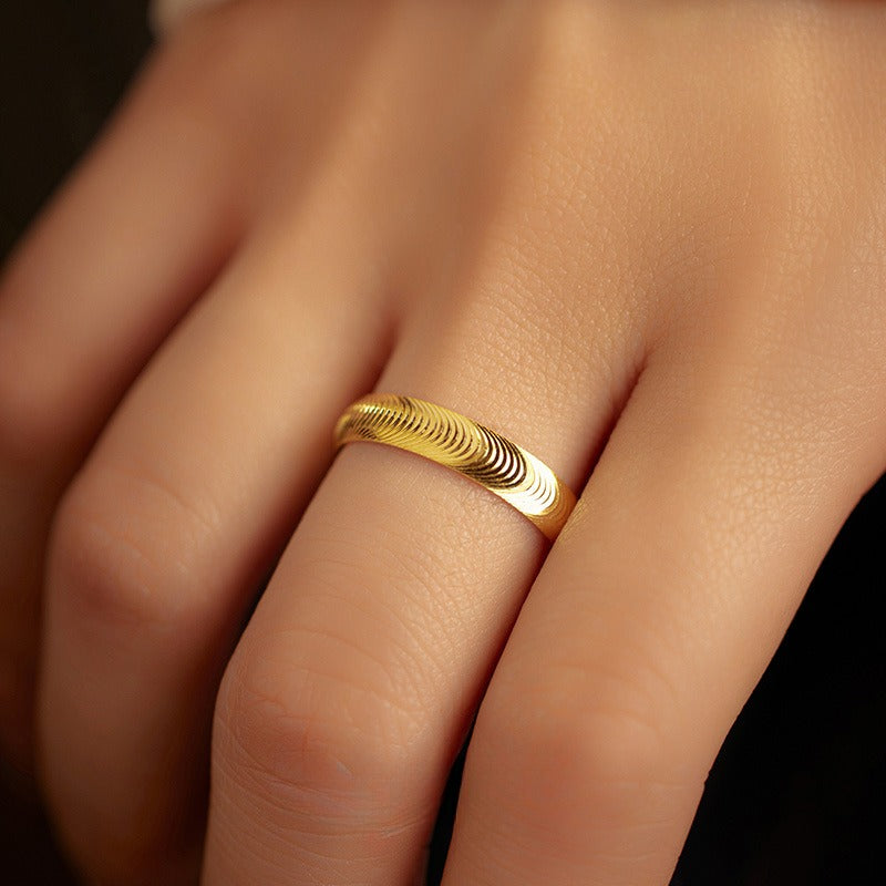 💍✨ Captura el Resplandor Misterioso – Anillo de Piedra Ojo de Gato con Pulido Espejo ✨💍