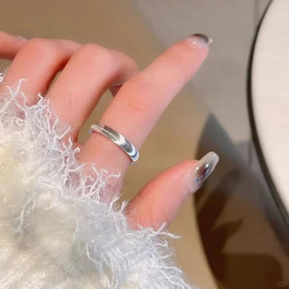 💍✨ Captura el Resplandor Misterioso – Anillo de Piedra Ojo de Gato con Pulido Espejo ✨💍