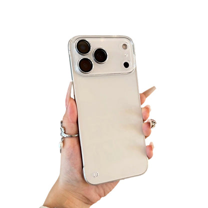 Funda metálica semitransparente para iPhone 17 Series